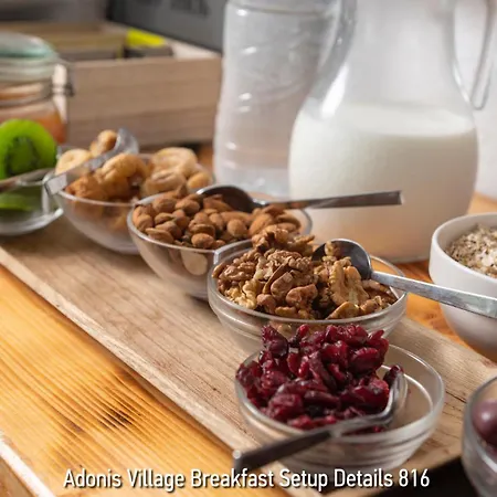 아파트호텔 Adonis 3*