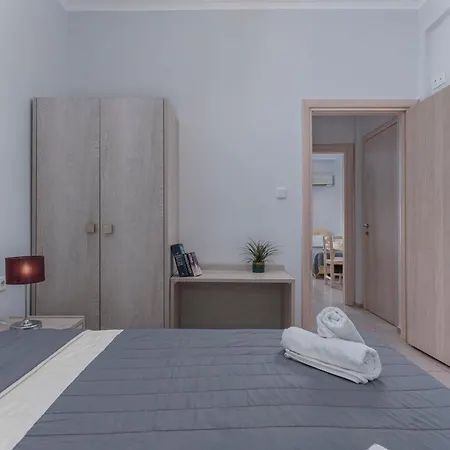Aparthotel Adonis 2*
