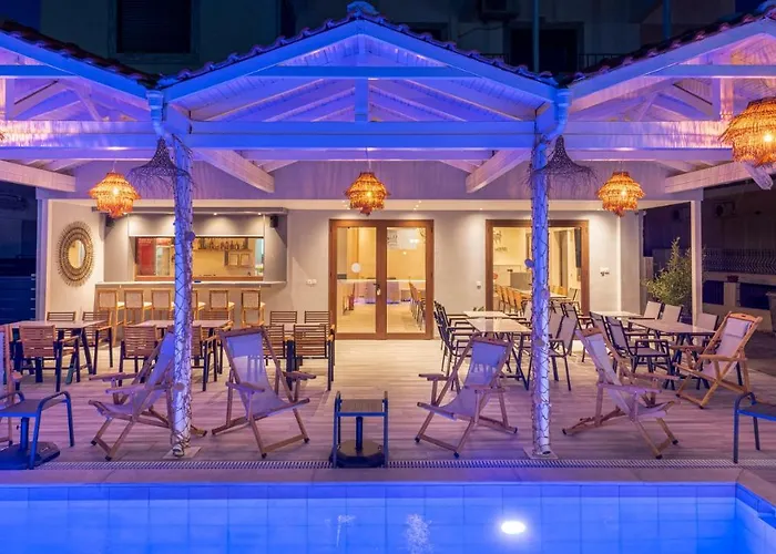 Adonis 3* Pefkohóri