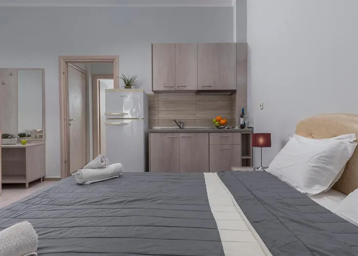 Adonis 3* Pefkohóri